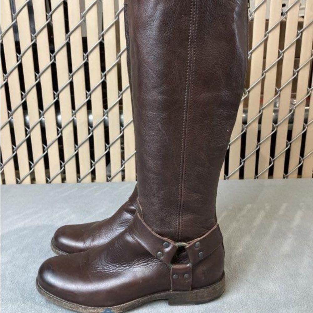 Preview unlisted boots and shoes!  Offers welcome